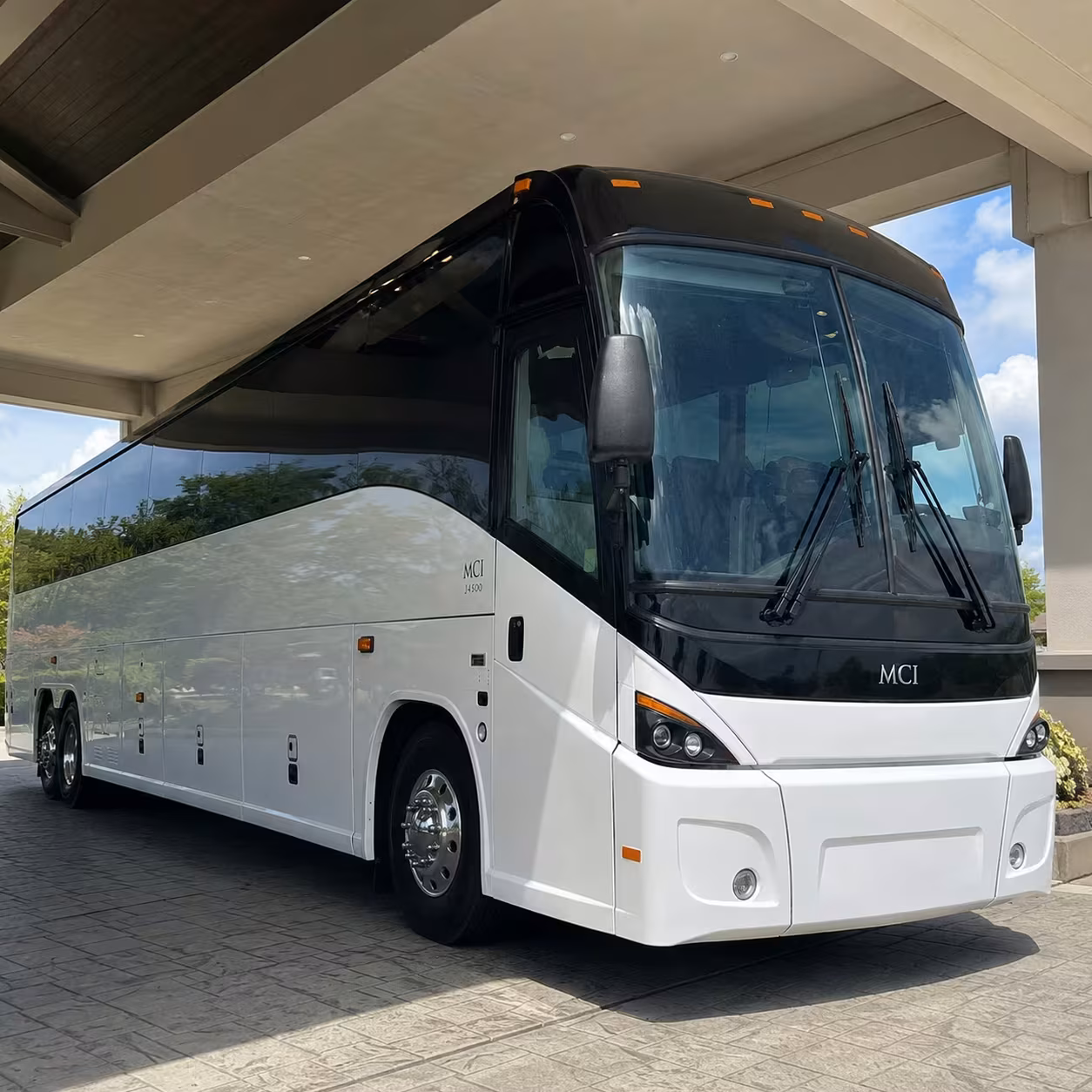 portsmouth charter bus rental exterior