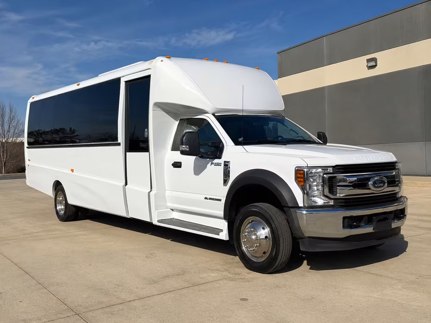 portsmouth minibus rentals to harbor park and waterside district